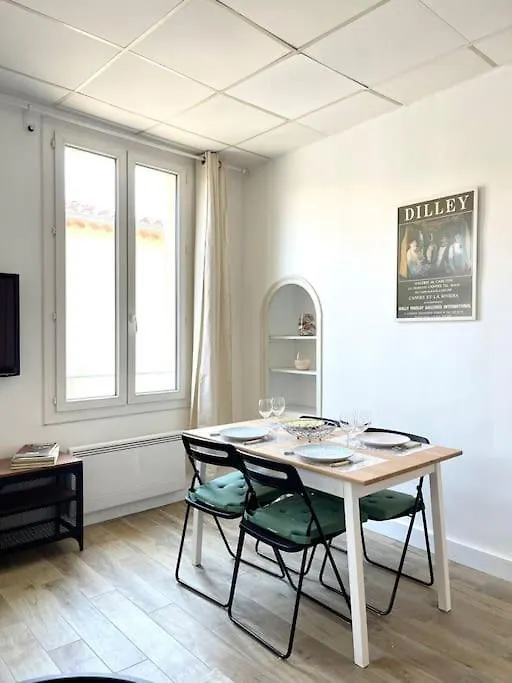Ravissant Appartement A 50M Port + Parking La Ciotat 0*,
